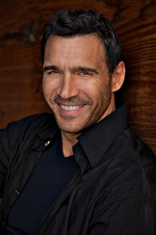 JuanC_Rdgz's tweet photo. 📺 Happy Birthday Adrian Paul 🎂📺
#AdrianPaul #HighlanderTheSeries #HighlanderEndgame #HighlanderTheSource #DuncanMacLeod #Arrow #Dante #HappyBirthdayAdrianPaul https://t.co/dCnRq2Ilev