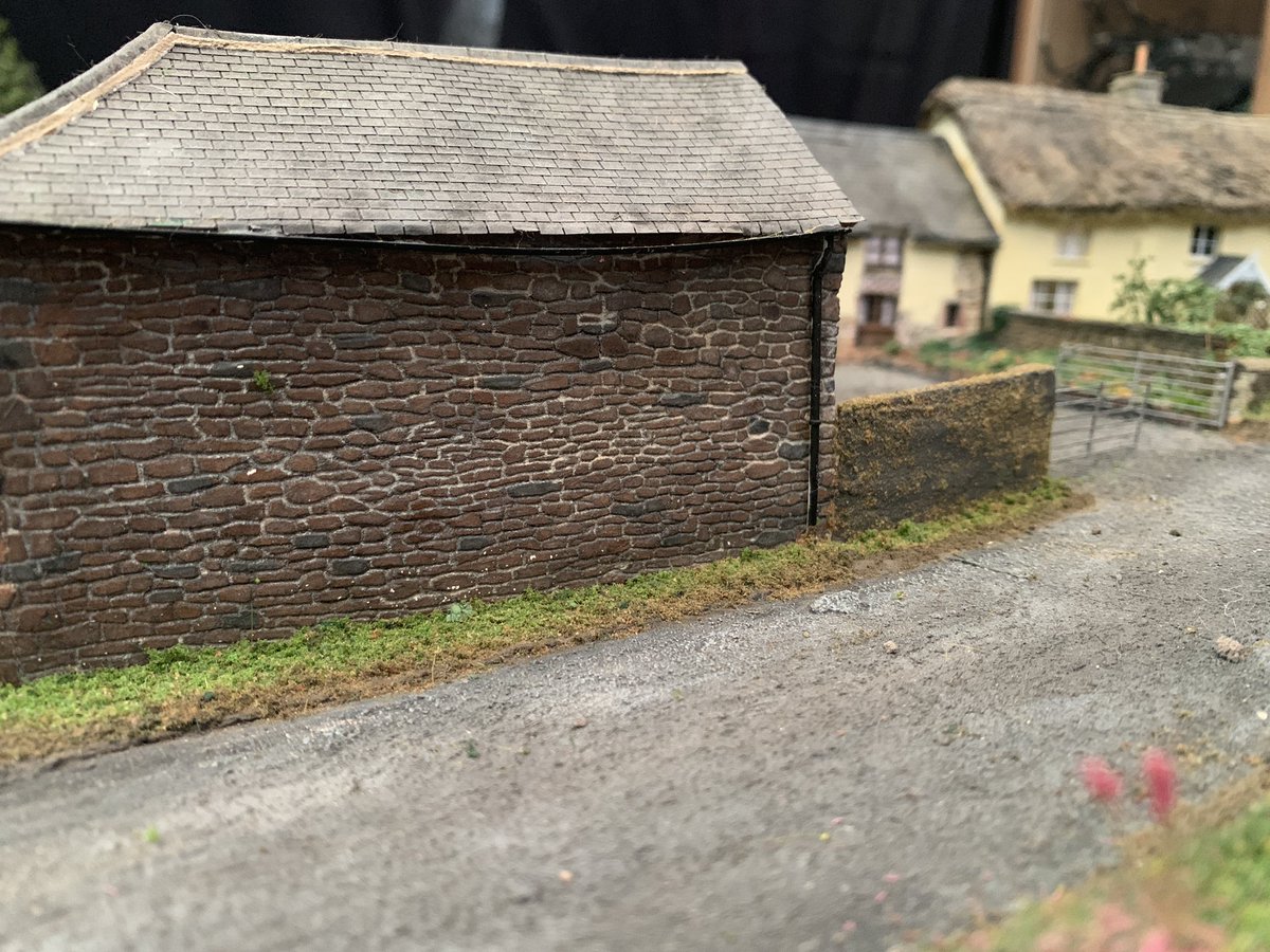 LNR Models 🏠 tweet media