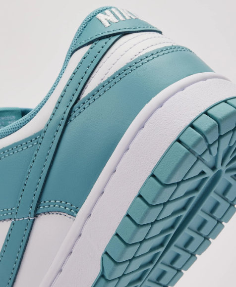 Nike Dunk Low "Denim Turquoise" 💎

bit.ly/3yDi0u1