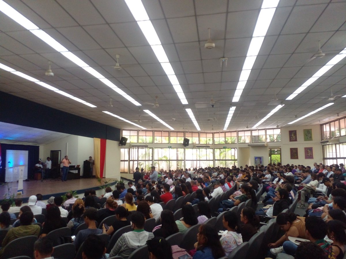 Universidad Nacional Casimiro Sotelo Montenegro...
Acto De Celebración Del Día De Las Madres Nicaragüenses...
#Nicaragua #SoyCSM #SoberaníaYDignidadNacional #ManaguaSandinista #SomosUNCSM