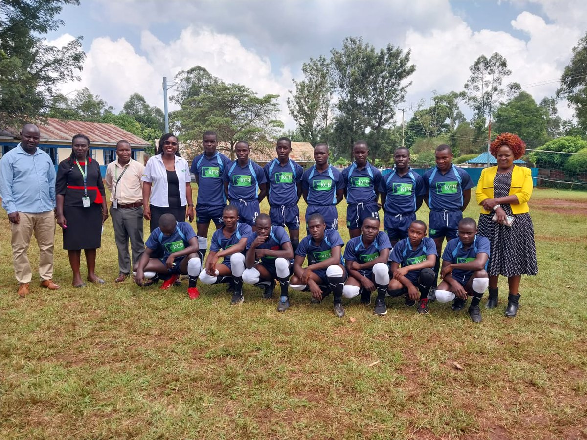 Remember This School EBUYAYI Secondary that was playing in term One Secondary School Games - Rugby 15s without a jersey 

KCB Bank Gifted The School with new Jerseys after the first photos went viral

Thanks to the @KCBGroup and Vinnie Creations For capturing the photos
#RugbyKE