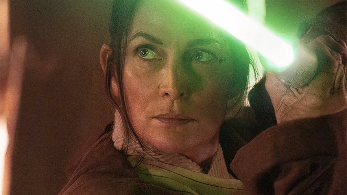 hitpixplus's tweet photo. Challenges Faced by Carrie-Anne Moss Playing Jedi on 'Star Wars: The Acolyte' https://t.co/5EX0RaXMgX #CarrieAnneMoss #Disneyseries #Jedicostume #Jeditraining #StarWarsTheAcolyte https://t.co/H4K62cCSn1