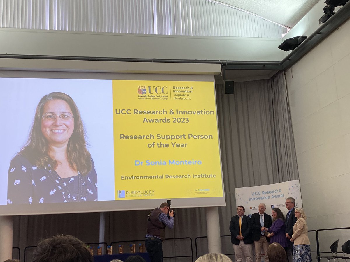 Congratulations Dr Sonia Monteiro @eriucc @SEFSUCC on FINALLY winning Research Support Person of the Year 2023/24! MASSIVELY well deserved (& overdue). Thank you for your leadership, encouragement, mentorship, hard work, positivity & friendship 👏🏼 👏🏼 👏🏼 #UCCresearchAwards