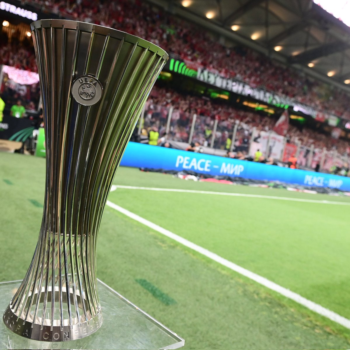 olympiacosfc's tweet photo. 😍 https://t.co/smnmovjePs