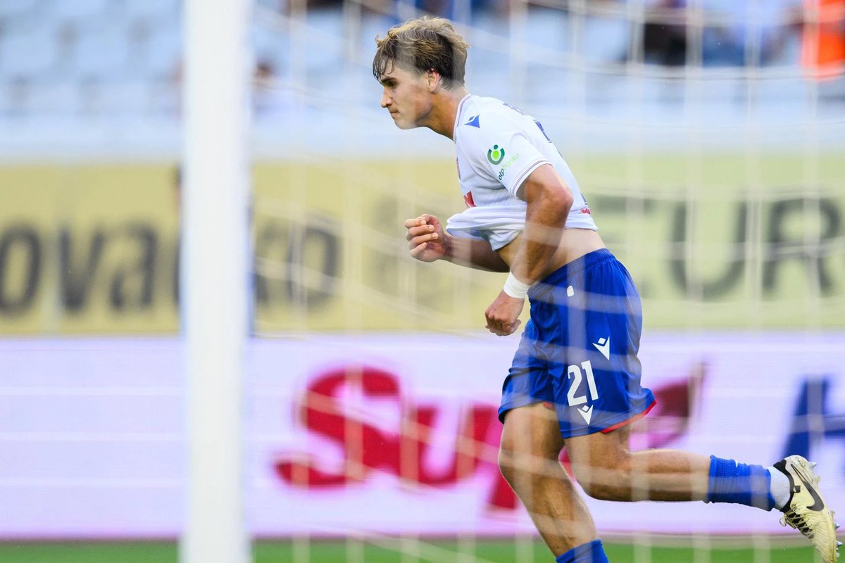 Premier League sides, Arsenal, Aston Villa and West Ham United, are keeping tabs on Rokas Pukstas. Hajduk Split are expecting offers this summer with Pukstas keen to take the next step up in his career. 🇺🇸🏴󠁧󠁢󠁥󠁮󠁧󠁿 [🌖: Simon Jones, @MailSport]