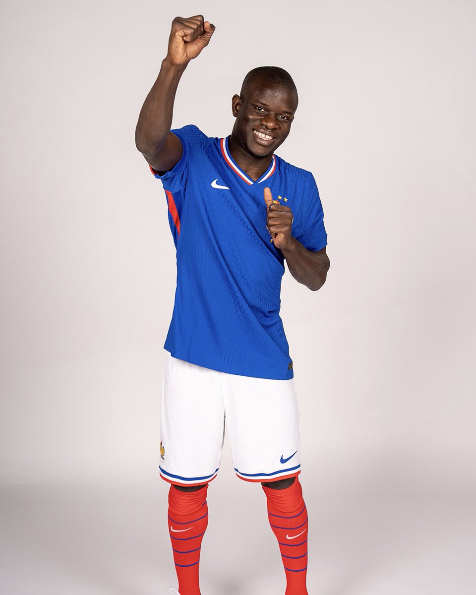 N’Golo avec le nouveau maillot 🤩