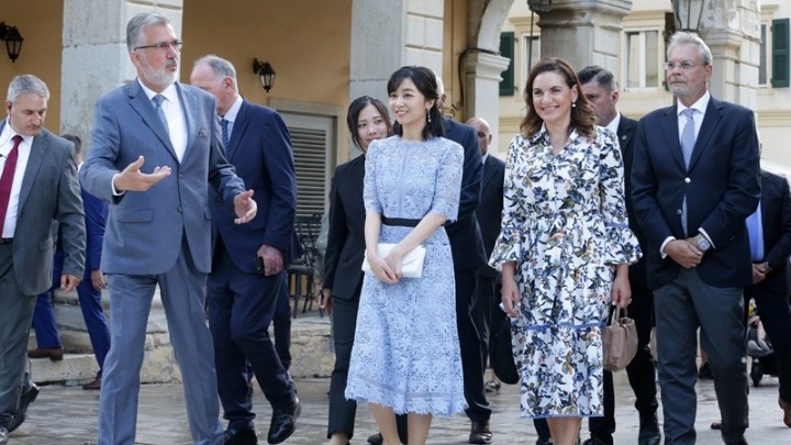 Japan's Princess Kako, on tour in Greece, visits National Foundation for the Deaf, Corfu amna.gr/en/article/823…