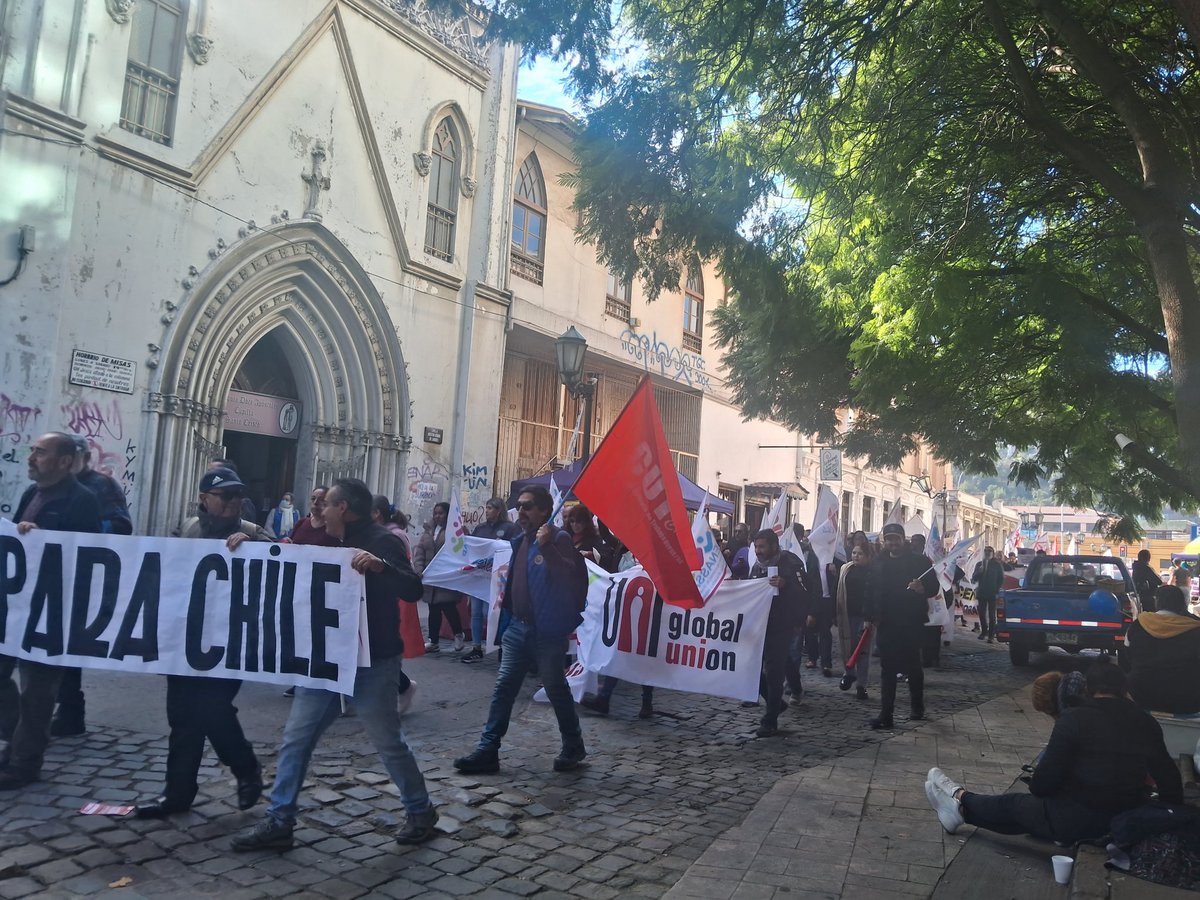 ‼️<a href="/fenassap/">FENASSAP</a> presente en la convocatoria de la <a href="/Cutchile/">CUT Chile ✍️🗳</a> para manifestarnos y hacer presente las demandas de lxs trabajadorxs en el frontis del Congreso Nacional.
‼️Junto a trabajador@s de todos los sectores y contra el obstruccionismo de las reformas sociales y laborales.