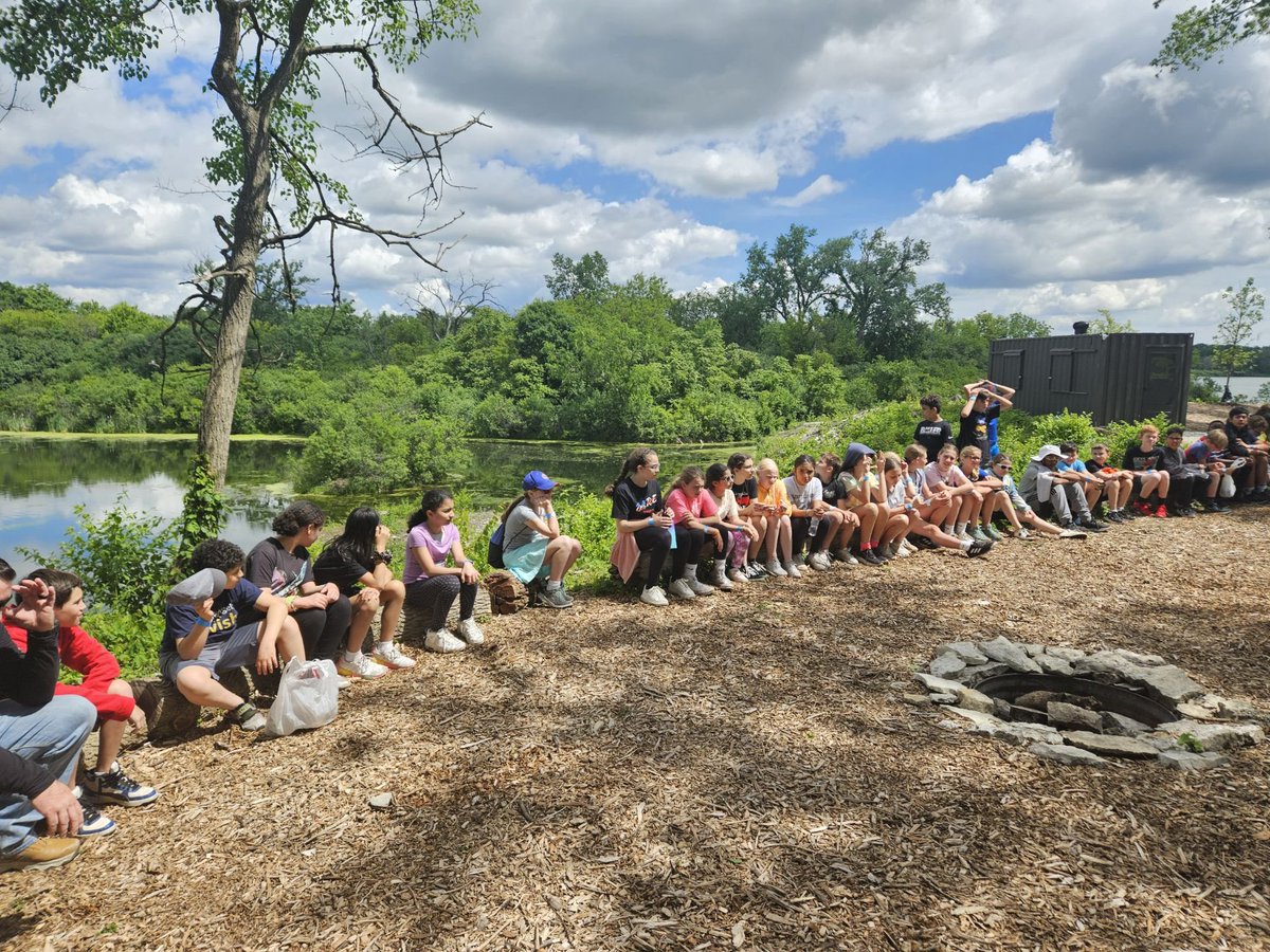 MillmFalcons's tweet photo. 5th grade trip to The Forge. https://t.co/OsS5bWTY3v