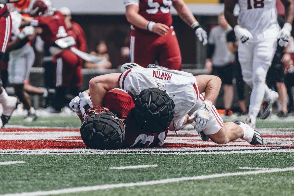 MLMartinAB12's tweet photo. UMass Nation, Get used to seeing this. #94Days #We'reGettingBowlEligible #SpringGame https://t.co/MGBDx92hXb
