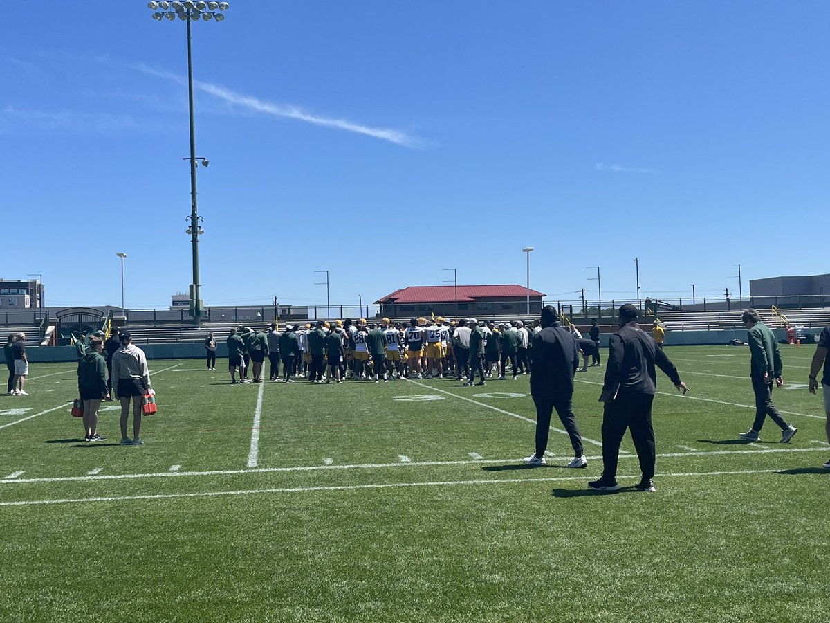 Second open OTA ends with an impressive display of arm strength by QB Michael Pratt. Also, good day for Anders Carlson. Made 6 of 7 - only miss was from 51 into the wind. Jack Podlesny was 3 for 7 but at least rallied to make his last two.