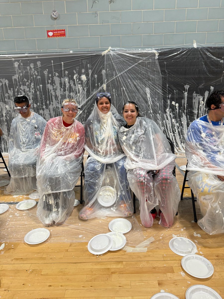 sam_patrickk's tweet image. Pie your favorite teacher day at @MeadMS_AISD 😊🥧🐾 @MrLara9 @aloidorr @dear_mrscharles