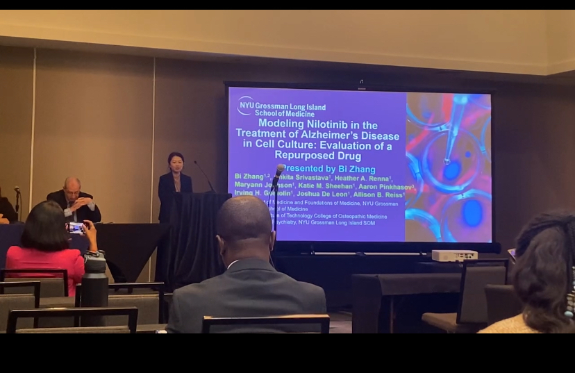 📷 #Congrats to Bi Zhang and our #Research #Team for @AFMResearch #Scholar #awardwinning at Southeastern #Meeting Modeling Nilotinib in Treatment of #Alzheimers Disease @NYULangoneLI @nyulisom @MDPIOpenAccess @MdpiMedicina @FrontNeurosci @EncyclopediaMD1 #Grateful to @alzfdn
