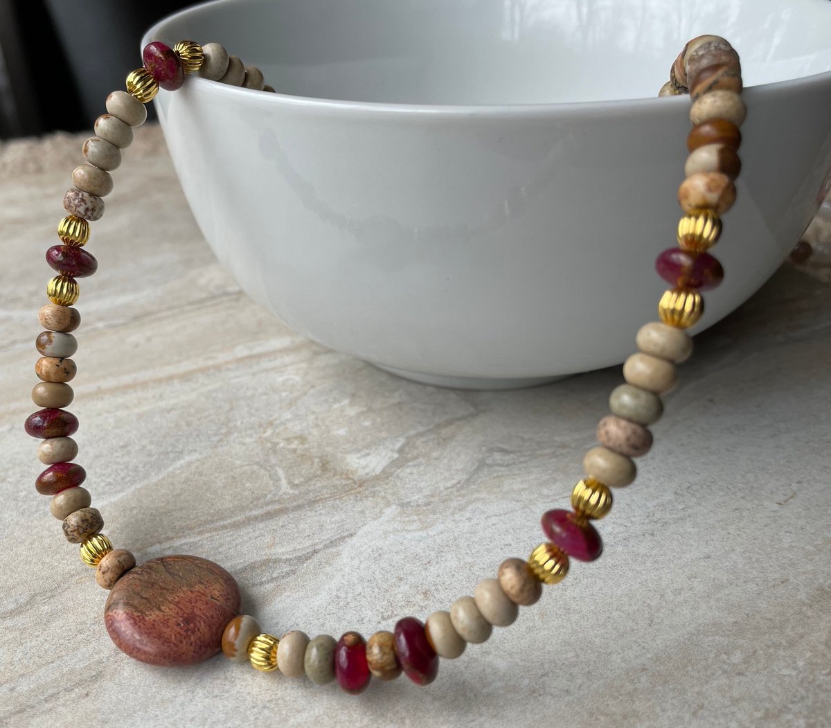 Indian Agate Beaded Necklace , Jasper Circle Pendant tuppu.net/4fab6b2a #Handcrafted #JemsbyJBandCompany #Jewelry trends