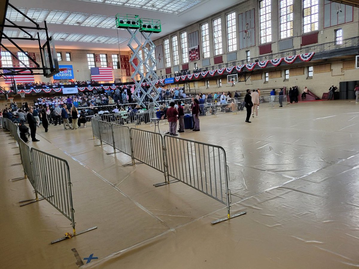 Biden’s “rally” in Philadelphia currently. He fills up about 1/10th of a local high school gymnasium. The American people HATE crooked Joe!