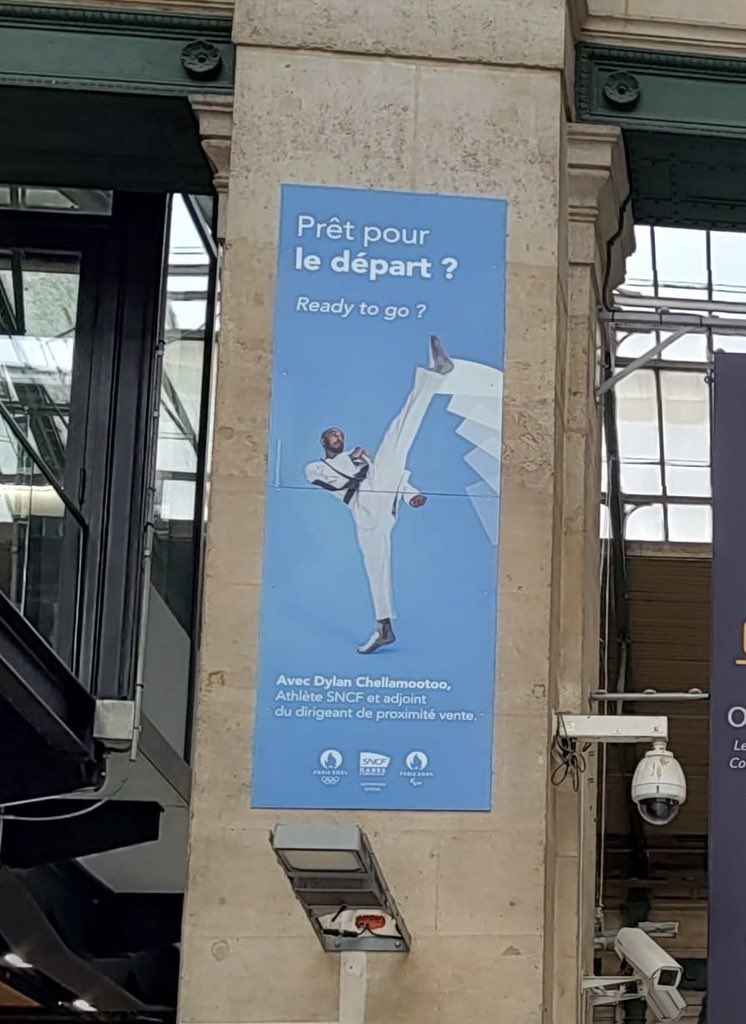 ChellamootooD's tweet photo. Prêt pour le départ ? 🇫🇷 🚀 

Le @GroupeSNCF  est prêt à vous accueillir en gare! 🚉 

Je suis fier de faire partie de la grande famille du groupe.

 #SNCF #campagne2024 #athletessncf https://t.co/26B2xSk7TL