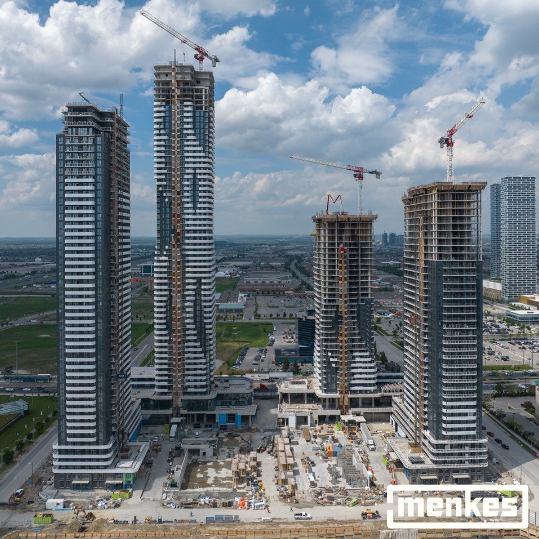 MenkesLife's tweet photo. View of Festival & GRAND Festival, Canadaโs Best-Selling Condo Community #ItsACelebration ๐ https://t.co/oJ4QRKziC3