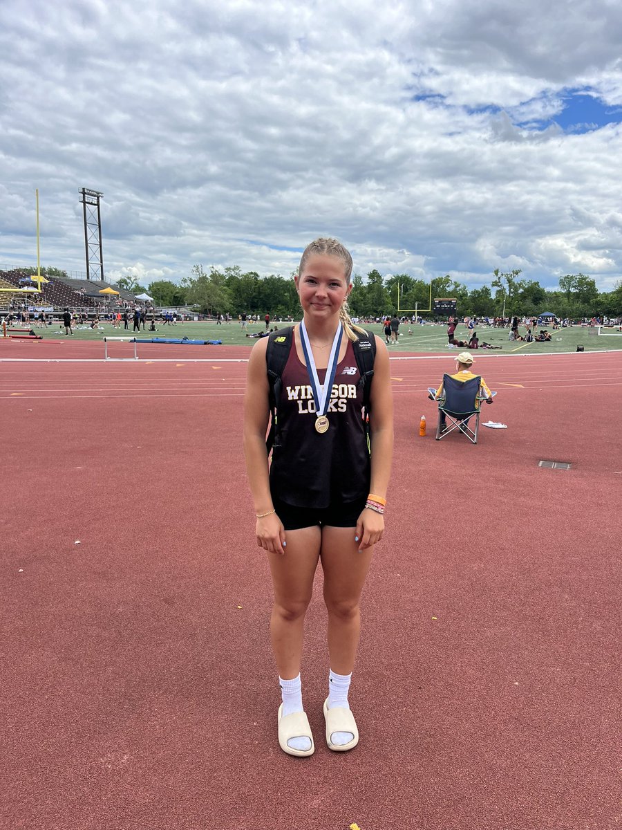 alis_oberg's tweet photo. STATE CHAMPION AND NEW PR 116’4
#throw @beau_throws @ThrowersUni @nationalthrows @MTCthrowers @THROWSCOACHES #throws #statechampion #javelin https://t.co/WqmVWi4QNR