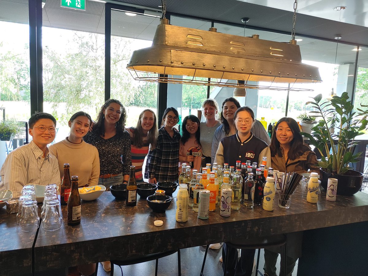 Dongmiao Zhang (@dongmiaozhang) on Twitter photo After <a href="/HuiwenGong/">Huiwen Gong</a>âs inspiring talk on a feminist and forward-looking approach to EG, we have a little gathering of the female participants of UU summer school. Big applause to @K_J_Schaefer for the organization, and to <a href="/HuiwenGong/">Huiwen Gong</a> and <a href="/CCastaldi/">Carolina Castaldi</a> for sharing time with the juniors! After <a href="/HuiwenGong/">Huiwen Gong</a>âs inspiring talk on a feminist and forward-looking approach to EG, we have a little gathering of the female participants of UU summer school. Big applause to @K_J_Schaefer for the organization, and to <a href="/HuiwenGong/">Huiwen Gong</a> and <a href="/CCastaldi/">Carolina Castaldi</a> for sharing time with the juniors!