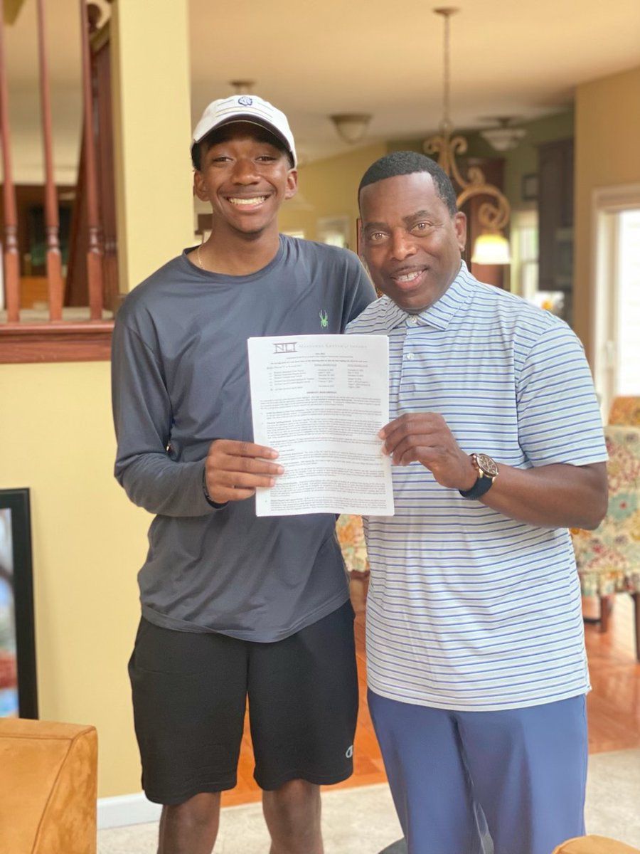 Congratulations to Amir Muhammad for signing a National Letter of Intent to go to Queen's University to run Track &amp; Field!