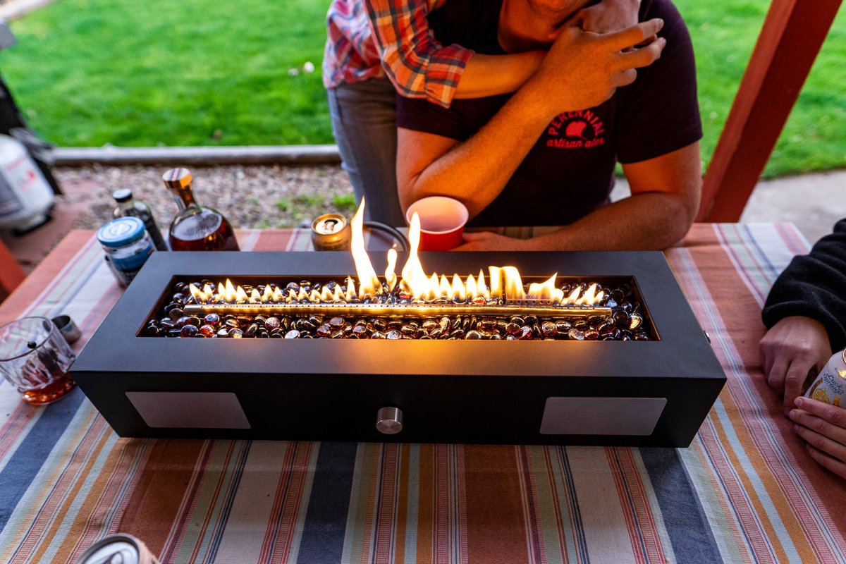 Searching for the perfect Father's Day gift? Our Ukiah fire pit the ultimate outdoor entertainment system! With music-syncing flames and sleek design, its everything Dad needs for memorable backyard experience. 🔥🎶