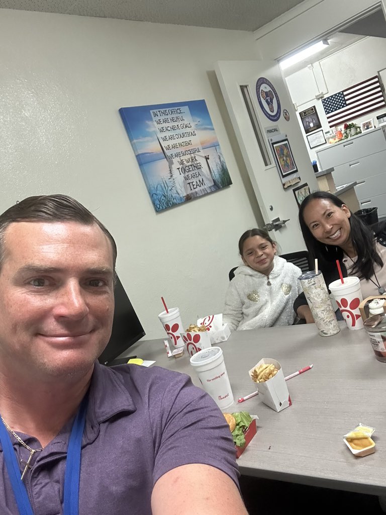 Lunch with the principal! @FullertonSD