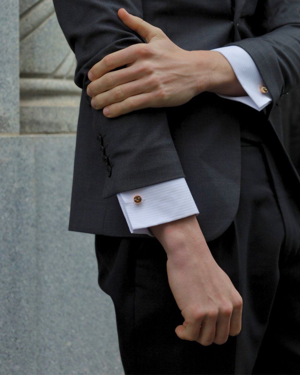 LouisFaglin's tweet photo. The Alsace Ruby Topaz Rose Gold Cufflinks have the best of both worlds, seamlessly melding a radiant ruby with an exquisite vintage topaz crystal. 
________________________________
  
#cufflink #frenchjewelry #gentlemanfashion #mensaccessories #cufflinks https://t.co/IIKryxKqRx