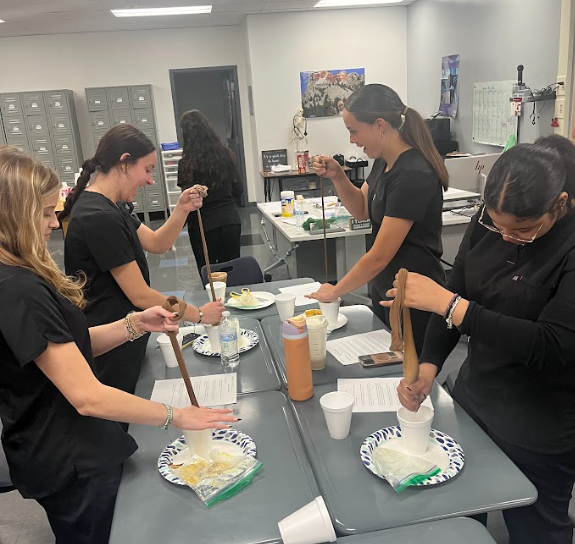 LCTCommunity's tweet photo. Ms. Hinman's Pre-Med class is learning about the digestive system. Students participated in a lab that allowed them to experience first hand the digestive system process! https://t.co/0aQcVZG5Bd