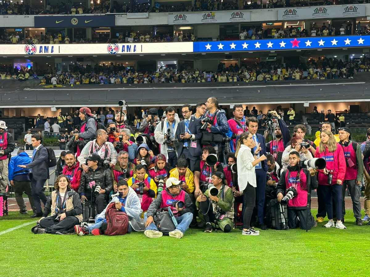 Gracias a todos los medios de comunicación por ser parte de nuestra historia. Su apoyo nos es invaluable para estar cerca de la afición. Regresando juntémonos para preparar lo que viene… ¡muchas novedades! Pero hoy, solo ¡gracias! 🦅1️⃣5️⃣ 🏆 #GrandesDeCorazón