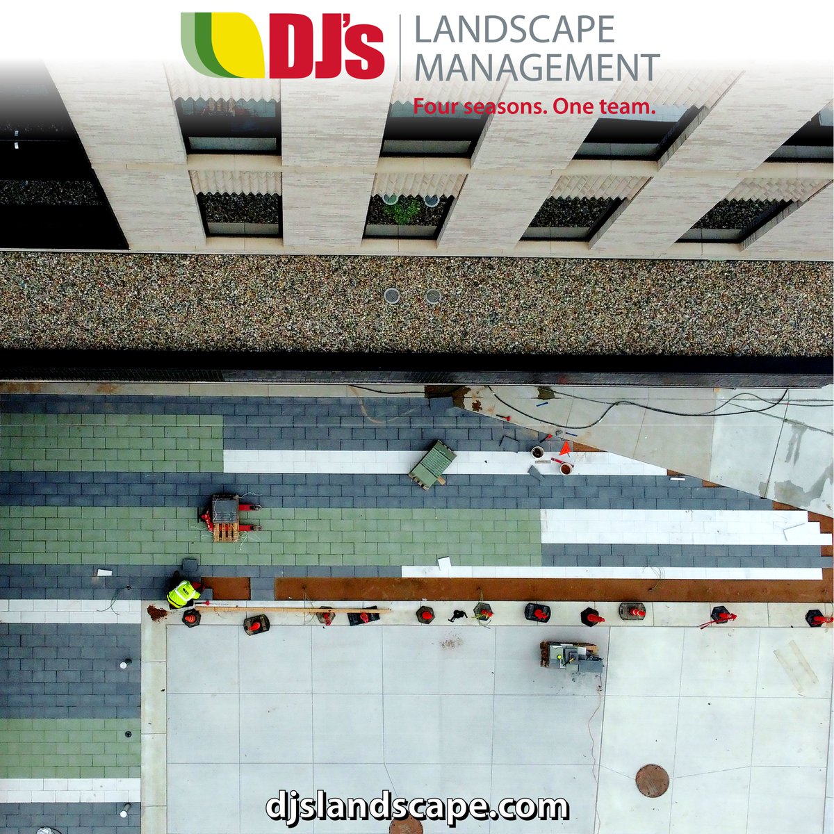 #TeamDJ #GrandRapids has been busy with the paver work this season! Want to join them? djslandscape.com/careers

#hardscapelife
