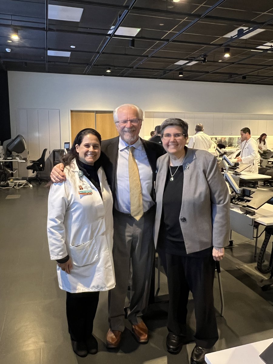 Honored to give the Cryer Trauma Lecture today at UCLA in honor of Dr. Cryer's many years of service and contributions to advancing trauma care. @traumadoctors @UWSurgery