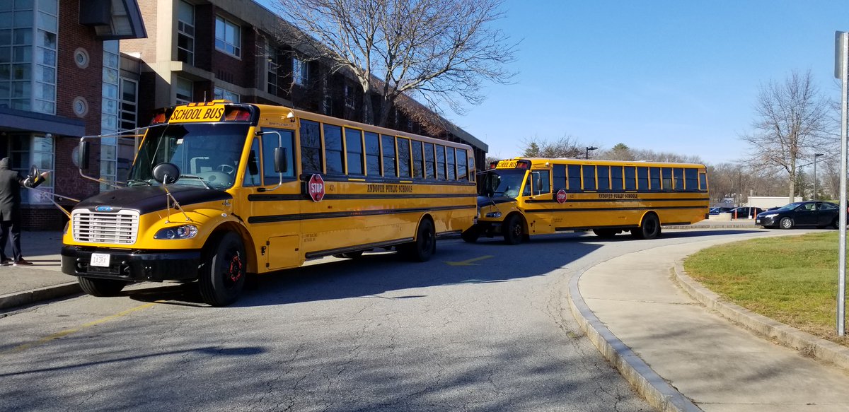 APs is adding more electric buses! APS was selected for the U.S. EPA’s 'Clean School Bus' Program. APS, in partnership with our transportation vendor NRT Bus, will purchase 25 new electric school buses for the district’s fleet. Full details: aps1.net/CivicAlerts.as…