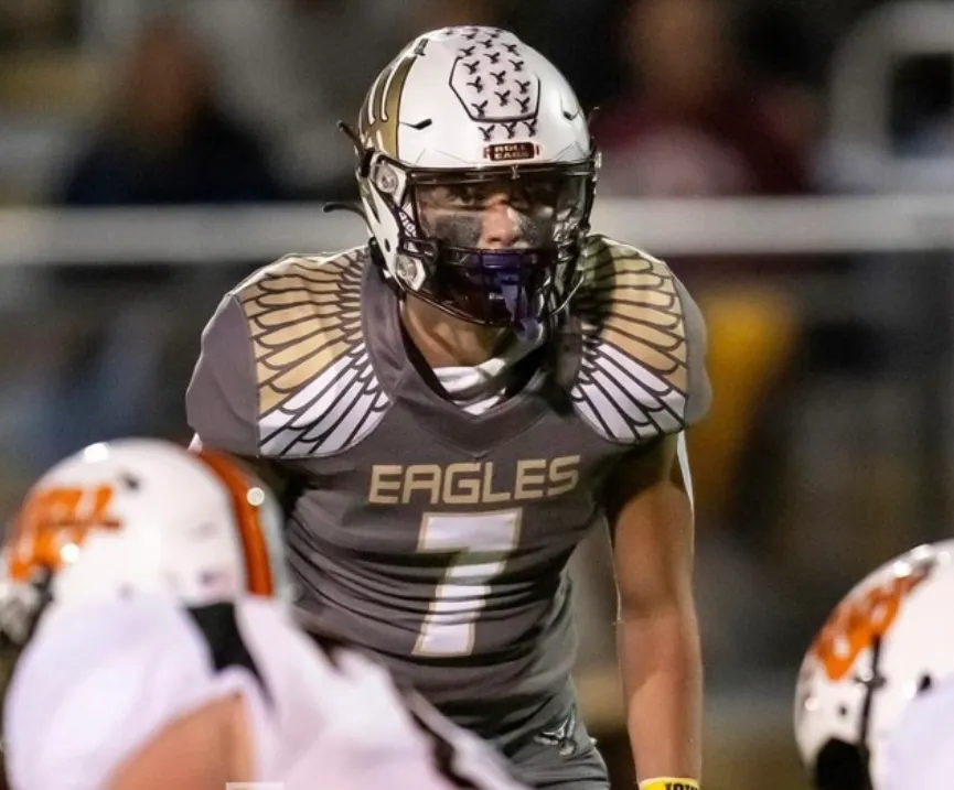 2026 Four-Star ATH Mack Sutter the #1 prospect in the state of Illinois & his recent/upcoming visits Auburn: 5/28 Tennessee: 6/1 Ohio State: 6/6 Georgia: TBD An elite talent who was dominant on both sides of the ball as sophomore. @M4ckSutter │ @DunlapFootball