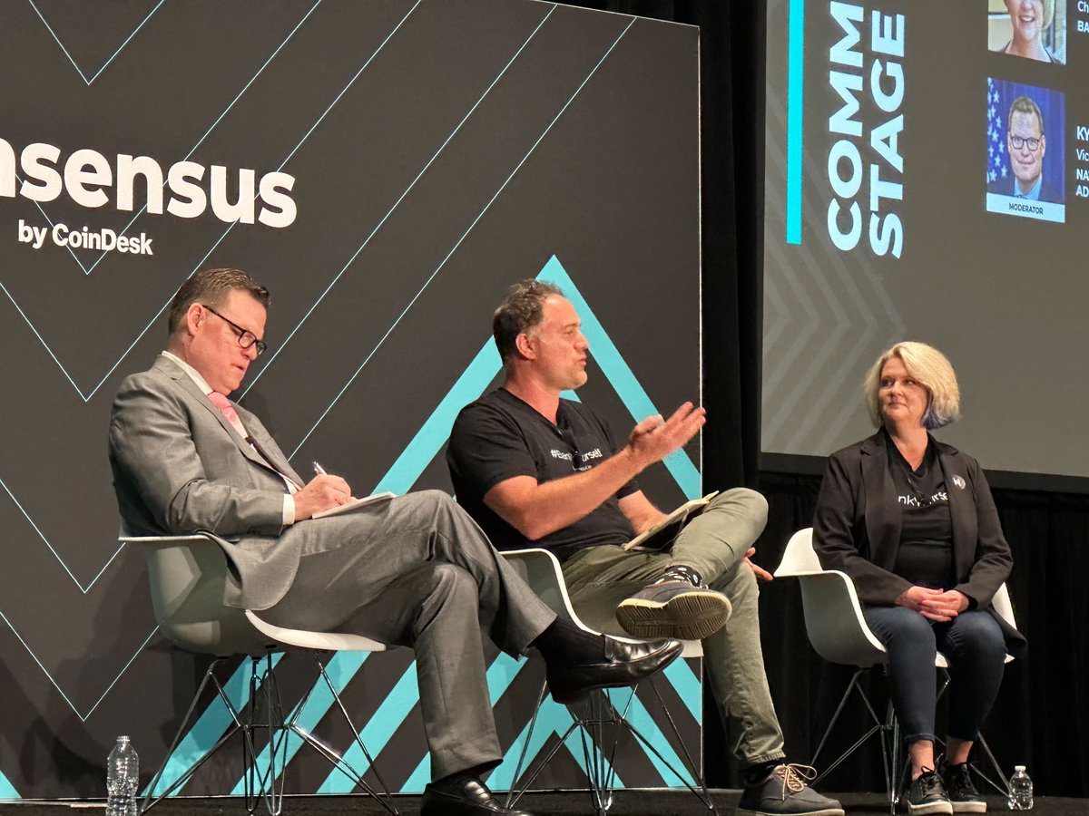 BANKSOCIALio's tweet photo. Was such a great talk @consensus2024! @kylehauptman brought great insight into #regulation and the perfect match #creditunions and Web3 make for each other!

Come see us this week in the @gcloudpartners startup village!

#consensus2024 #community #bankyourself #banksocial #hedera #hellofuture