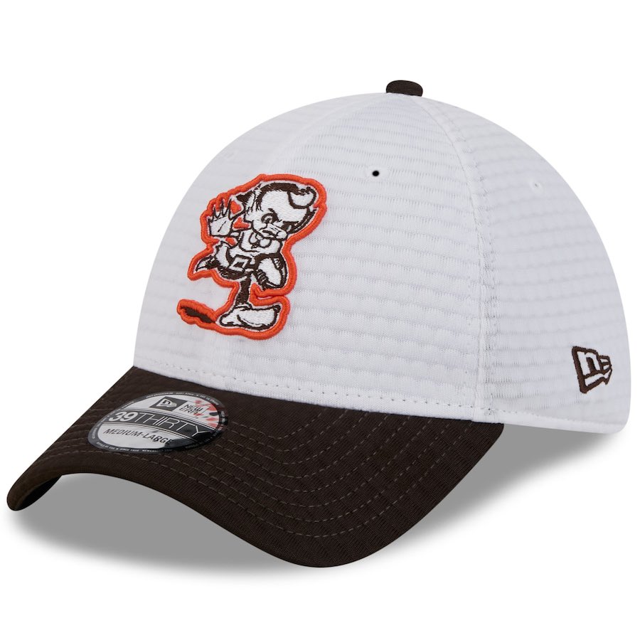 BarkingBrowns24's tweet photo. Giveaway time 🚨🚨🚨

To celebrate the growth on YouTube we will be giving away a training camp hat! To enter:

Follow us
Subscribe to our YouTube channel (comment screen shot for proof)
RT this post. Winner announced this weekend #DawgPound 

https://t.co/ofoguipdLg https://t.co/EZ97H8pK3V