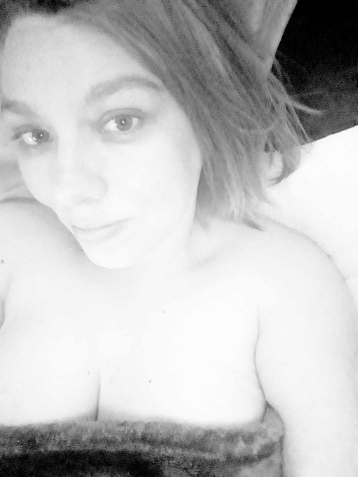 Made my grand return to @Pornhub !  Find newly uploaded videos every Friday night!!! 🔽🔽🔽🔽🔽🔽🔽🔽🔽🔽🔽🔽🔽  https://t<a class="tags" href="/tag/pornhub">@pornhub</a><a href="/tag/happyhumpday"class="tags"><span>#happyhumpday</span></a>