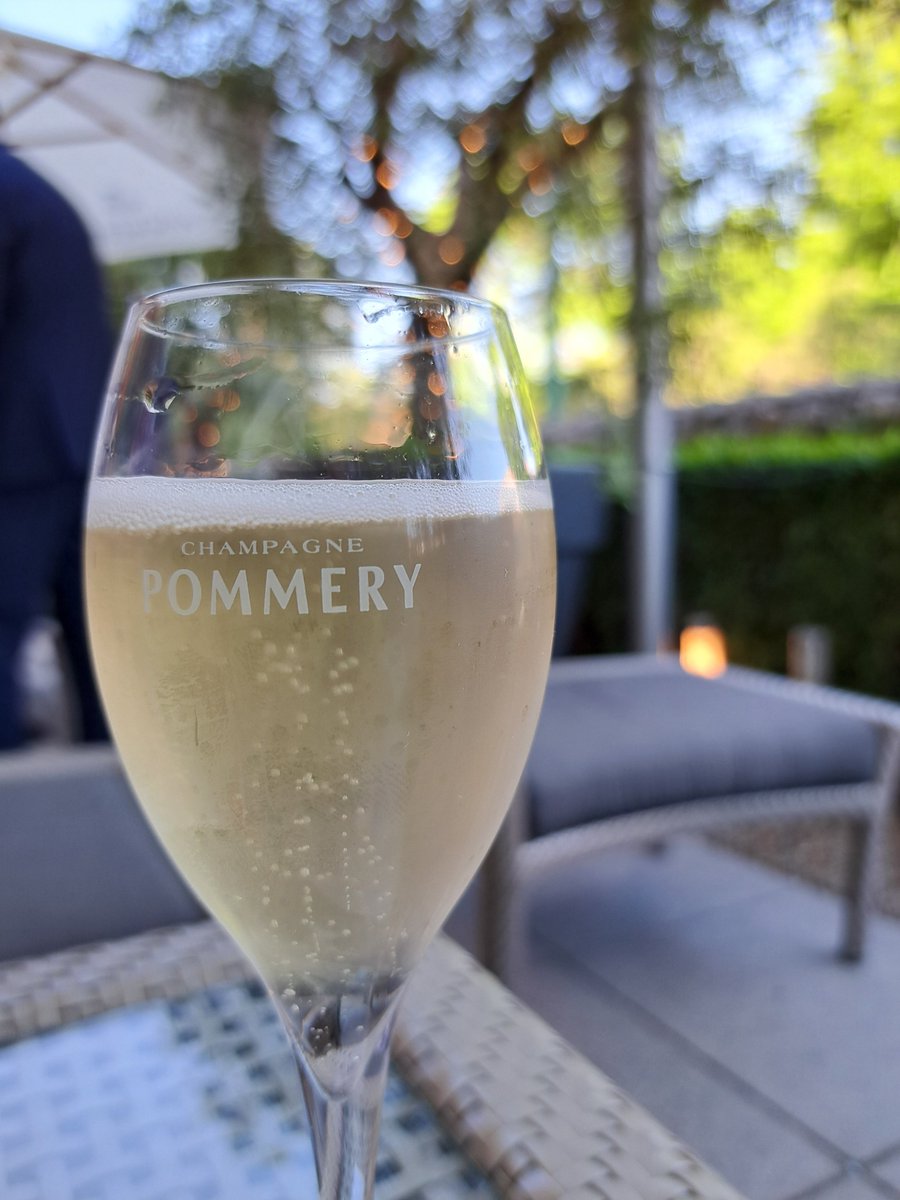 Love Champagne? Tried @PommeryOfficial ? If not, you should, and here's a great place to try it: 🥂frankstero.com/2024/05/29/the… @pietrosd @Sinead_Smyth_ @Liam3494 @jimofayr @marlene_delolmo @SugarandYeast @GlassOfBubbly @groutie60 @unac90 @timmilford @NirinaXX @OBriensWine @nineov