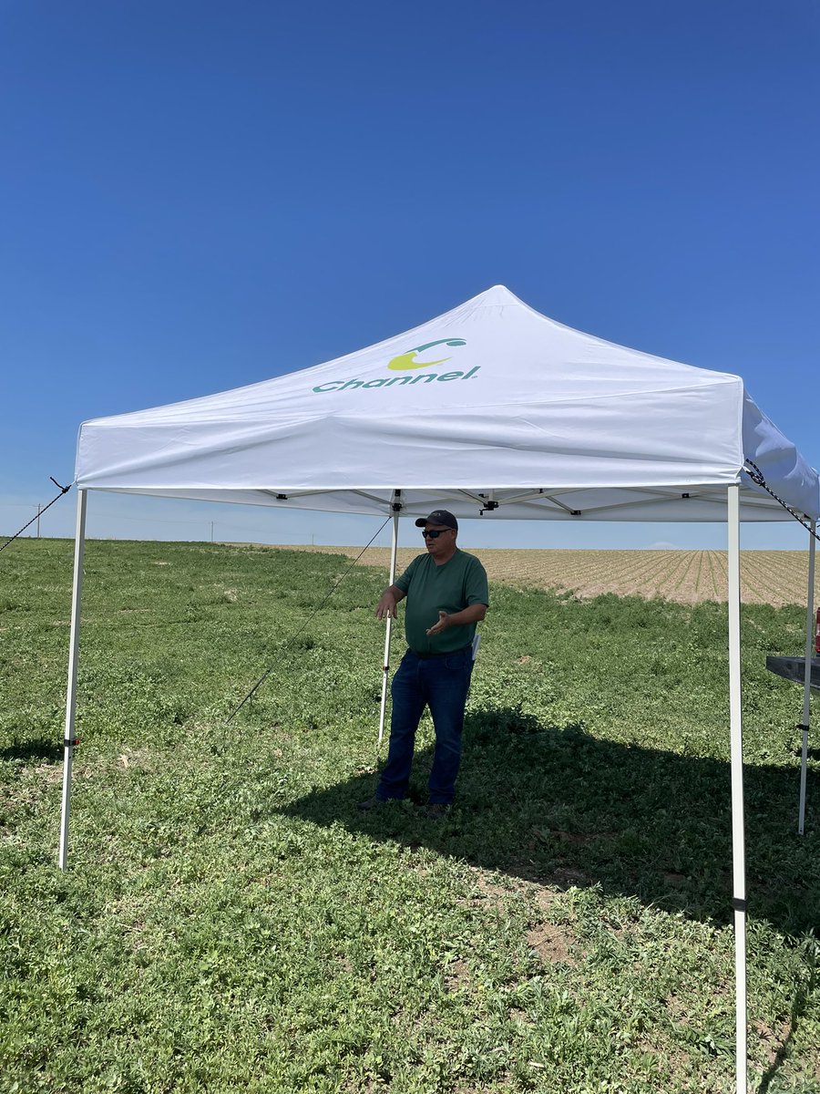 ronrob84's tweet image. Agronomy &amp;amp; Product Training in Eastern Colorado with the local @ChannelSeed SeedPros! 

Best of the best! 🌽 
#channelingup
#bayer
@Channel_CO_WY 
@Bayer4Crops 
@BayerTraits 
@western_dev