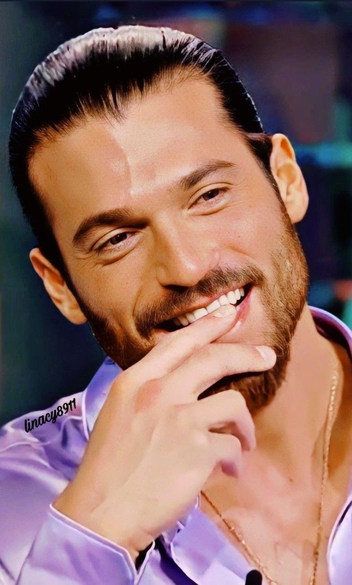 @SzikoraEva The night waits for you like an old friend and gives you her velvety shoulder, wide enough for all your dreams dear my friend. Have a wonderful night, bathed in the rays of the moon and may the angels watch over your sweet sleep! Good night dear Eva 😘❤️🍀 Warmest hugs. #CanYaman