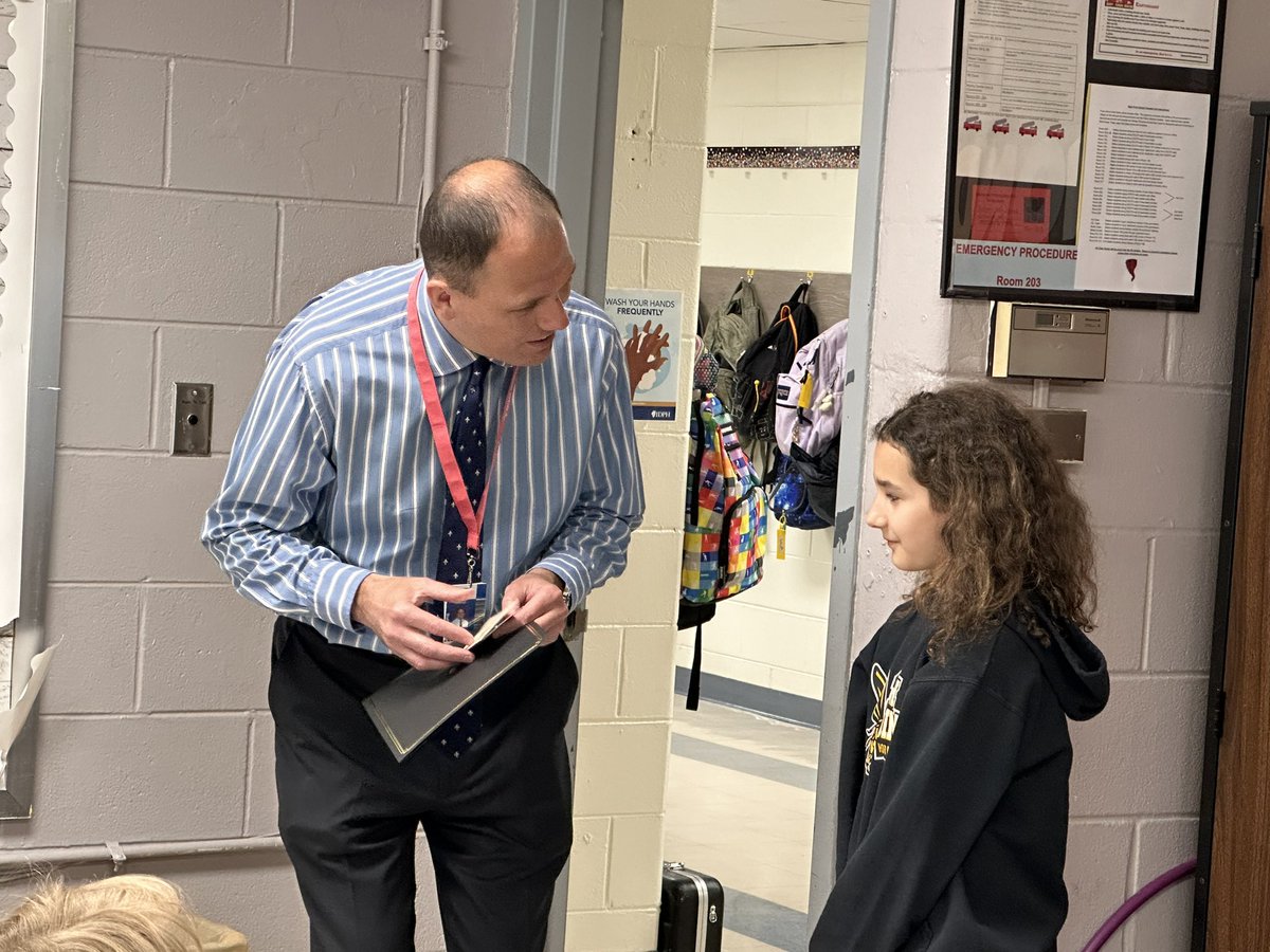 High Point School tweet media