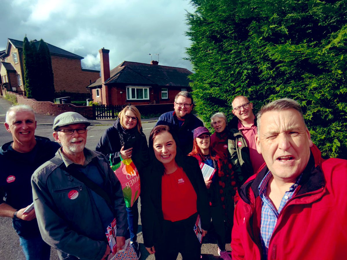 Super team out in Hoyland this evening! Vote Labour 4th July 🌹