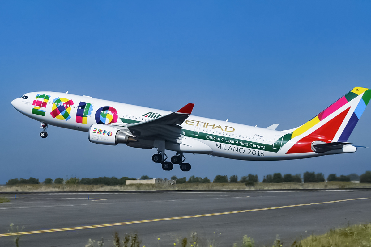 Alitalia's Expo Milano 2015 livery never disappointed!🇮🇹

📸: Alitalia 

#Alitalia #airbus #avgeek