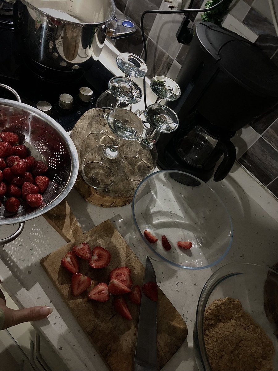 bu eller sadece twett atmıyor :p