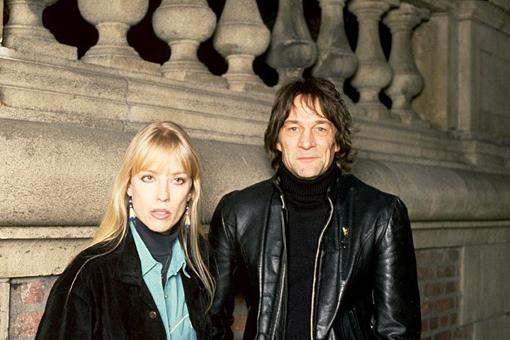 For this #WomenWhoRockWednesday, we're celebrating the remarkable Carla Olson! As a songwriter, guitarist, and singer in the Los Angeles band Textones, Carla made a significant impact on the burgeoning Americana scene in LA in the 1980s.