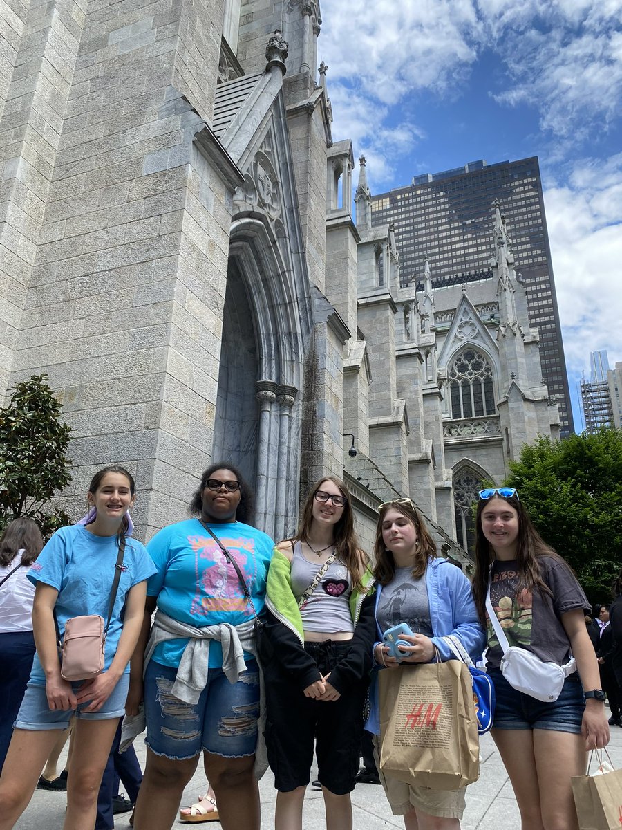 Greetings from @StPatsNYC! Grade 9, accompanied by Ms. Witherspoon, Ms. Greene, and Mrs. Jacob-Zysman took a field trip to New York City today to see the sights, which included a visit to the Spyscape Museum and a boat ride in New York Harbor. More images to come soon!