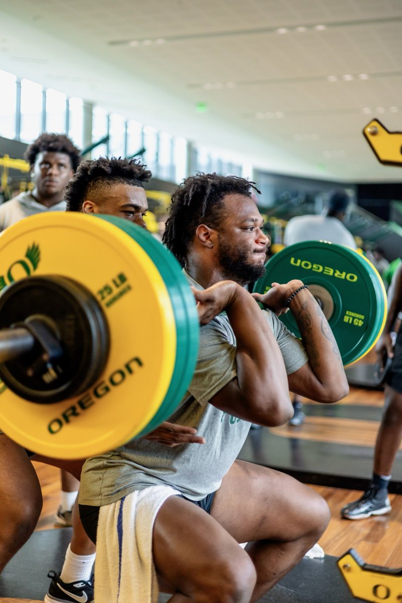 Oregon Football tweet media