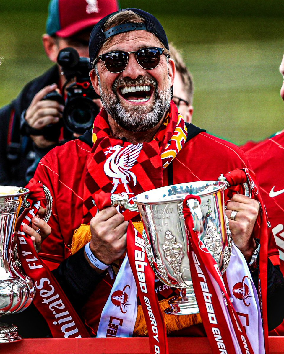 🏴󠁧󠁢󠁥󠁮󠁧󠁿🏆 The amount of trophies won since 2013: 

8 — Manchester United
8 — Liverpool