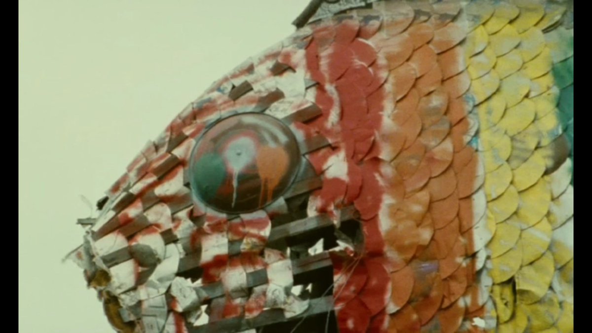 Chris Marker - Junkopia. Surreal  objects that are juxtaposed with our present World. Cars, Motorways,  noise of our modern society; A giant city in the distance. Filmed at the  Emeryville Mudflats near San Francisco: ubu.com/film/marker.ht…