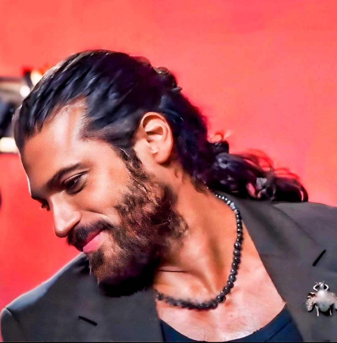 @SzikoraEva With great pleasure always, but thank you very much for your kind thoughts, using beautiful words, dear my friend. A clear night full of stars, sweet dreams and easy sleep, sweet Eva ❤️😘🍀 Hugs. #CanYaman #Sandokan #ViolaComeIkMare2 CanYamanEnglishTeam