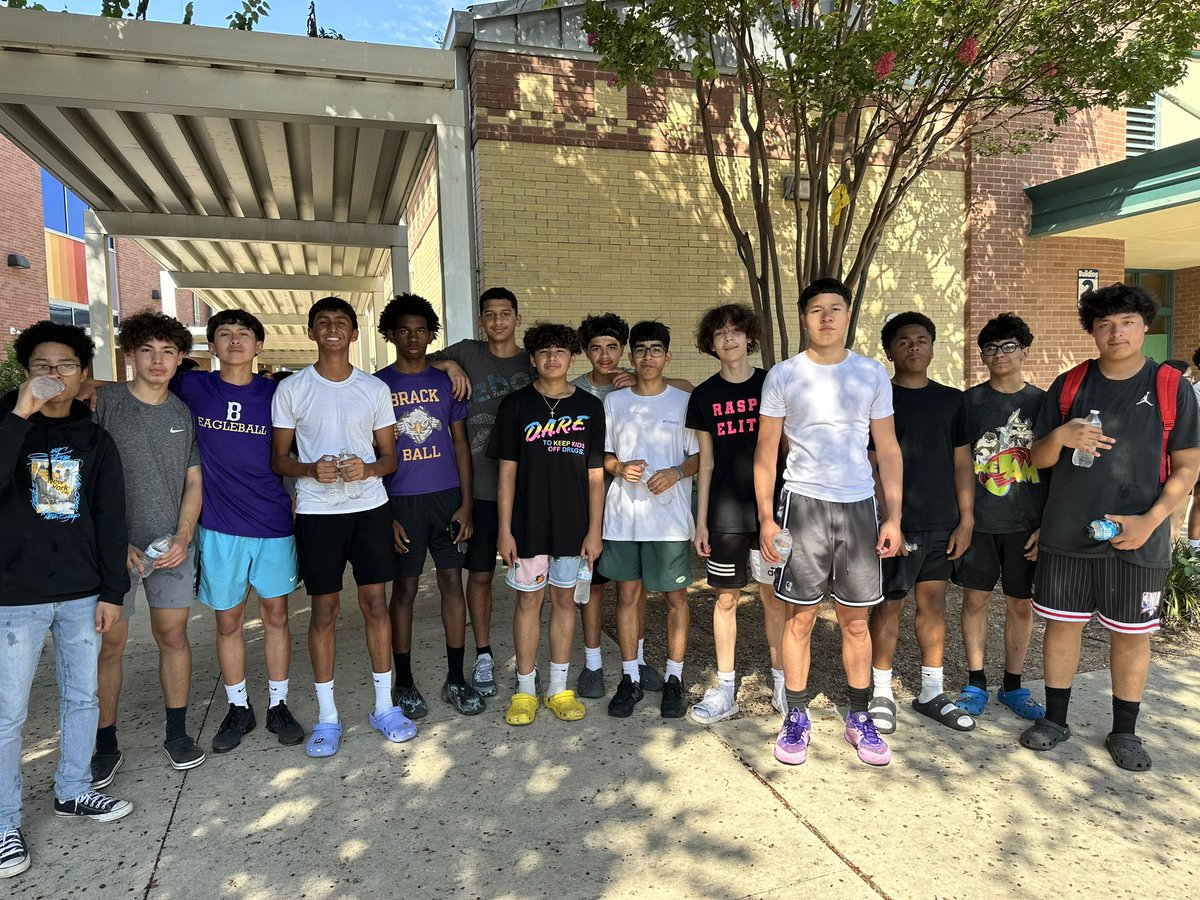 BrackAthletics (@brackathletics) on Twitter photo <a href="/SAISDBrackHS/">Brackenridge HS, SAISD</a> Athletics is well-represented as a few of our boys help to set up for a fun filled day <a href="/AcademiaBonham/">Academia_Bonham</a>! #WeAreBrack <a href="/SAISDBrackHS/">Brackenridge HS, SAISD</a> Athletics is well-represented as a few of our boys help to set up for a fun filled day <a href="/AcademiaBonham/">Academia_Bonham</a>! #WeAreBrack